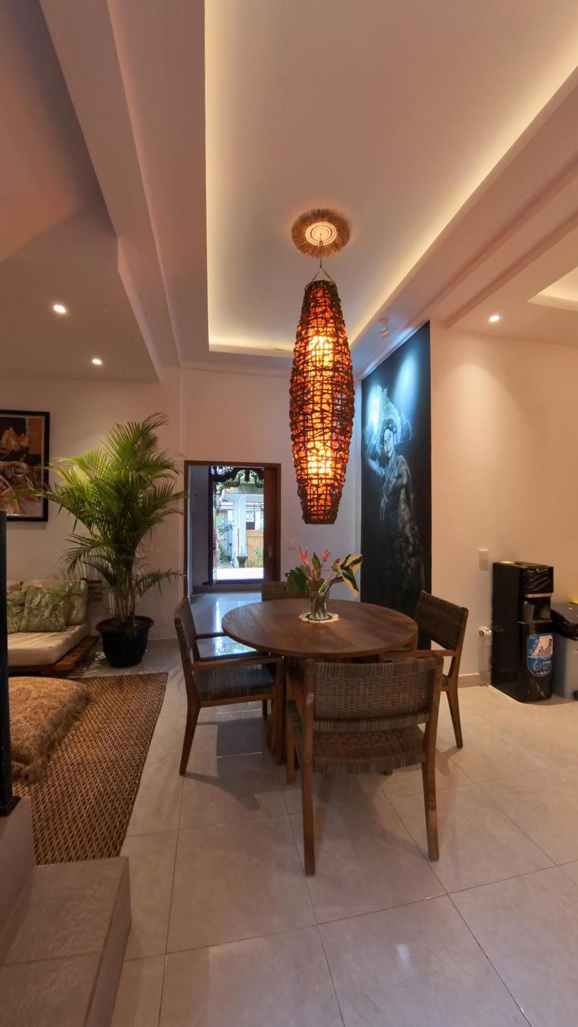 Villa Sary Akar Payangan Exterior foto