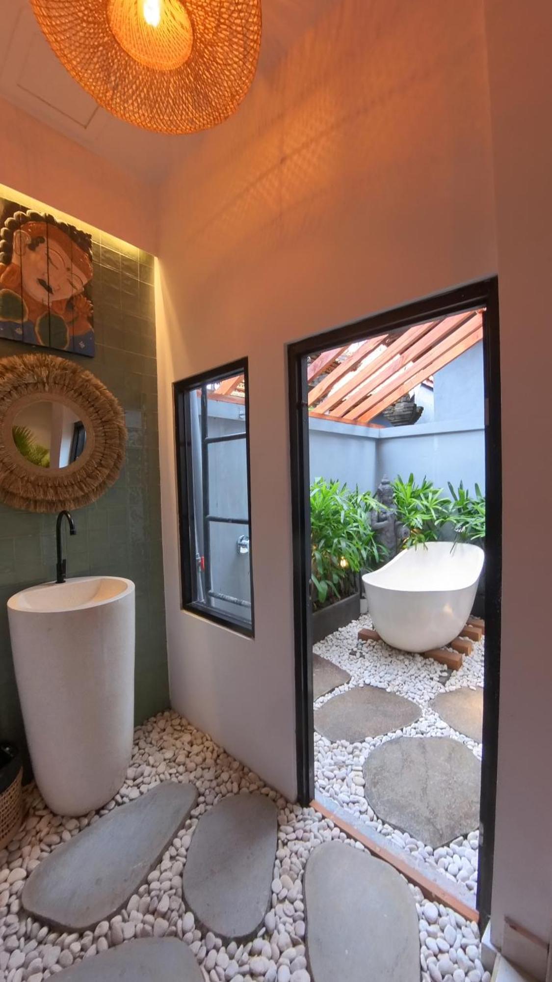 Villa Sary Akar Payangan Exterior foto